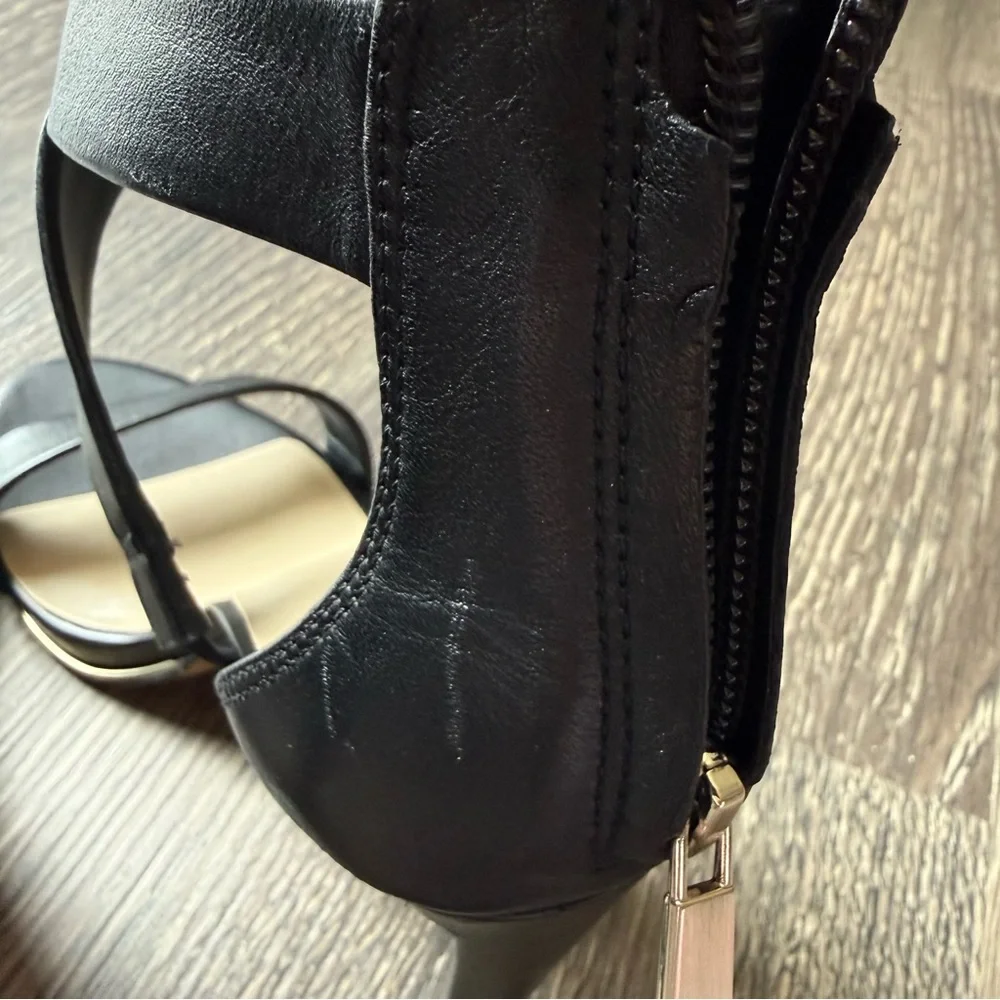 Kenneth Cole Brook Cross Sandal Leather Strappy Heels Size 8M - Picture 5 of 10